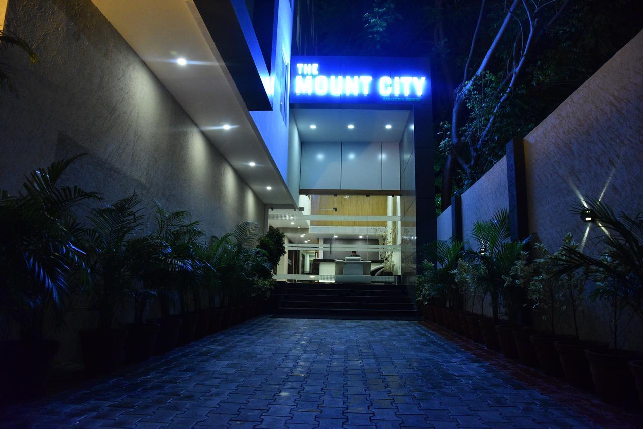 The Mount City Near Us Consulate Chennai Esterno foto